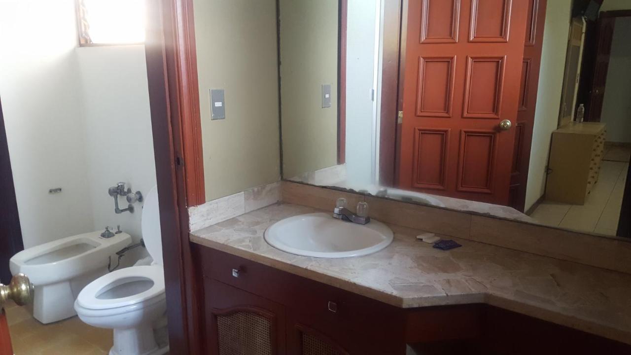Hotel Alamo Internacional Σαν Σαλβαντόρ Εξωτερικό φωτογραφία