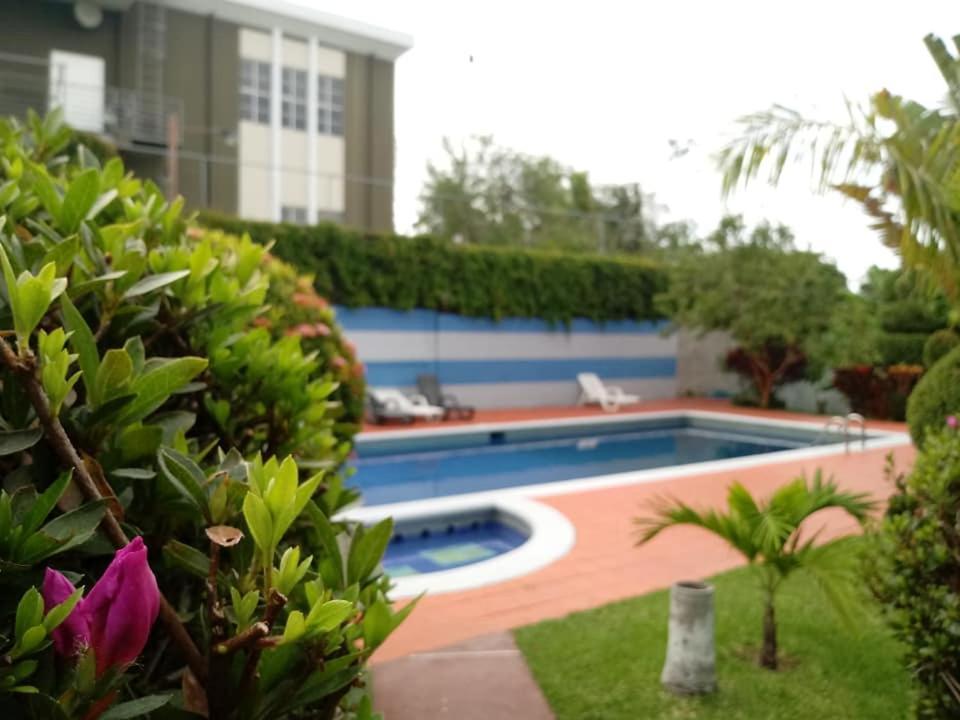 Hotel Alamo Internacional Σαν Σαλβαντόρ Εξωτερικό φωτογραφία